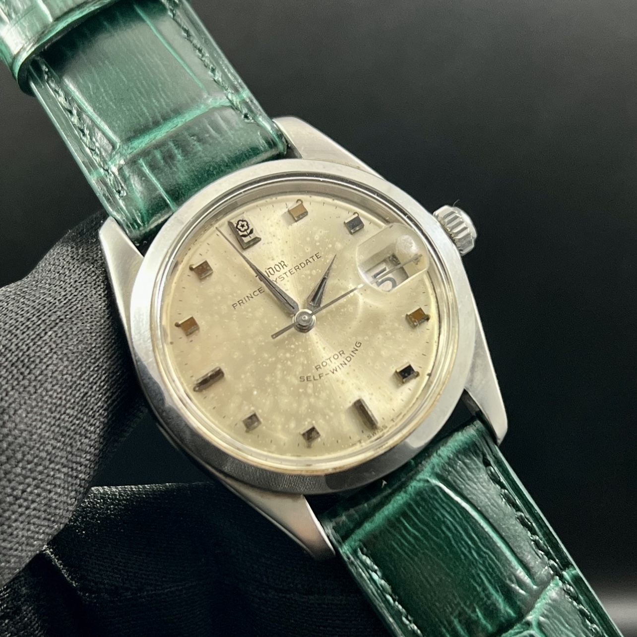 Tudor rolex prince discount oysterdate