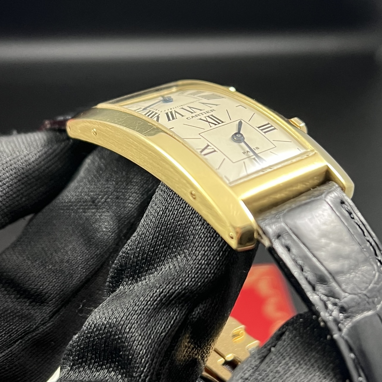 Cartier tank solo sale yellow gold