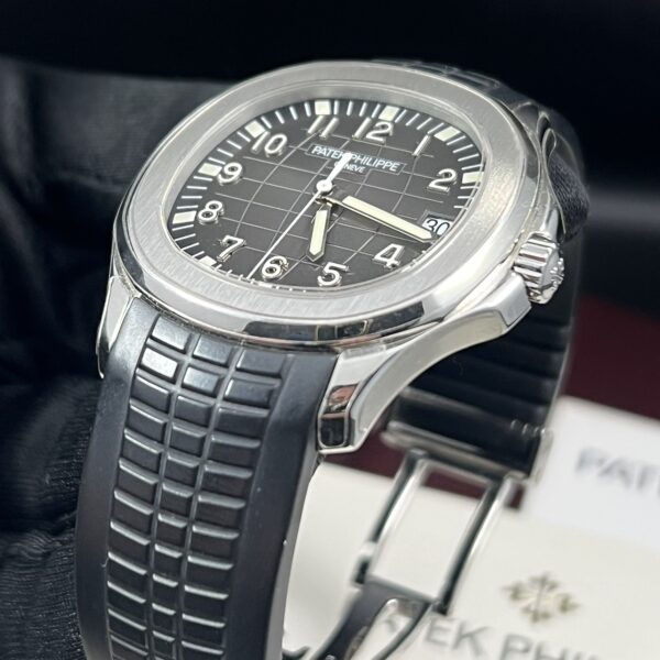 PATEK PHILIPPE AQUANAUT REF. 5167A "GENEVA SEAL" FULL SET + FULL SERVICE DONE IN 2021 - Image 3