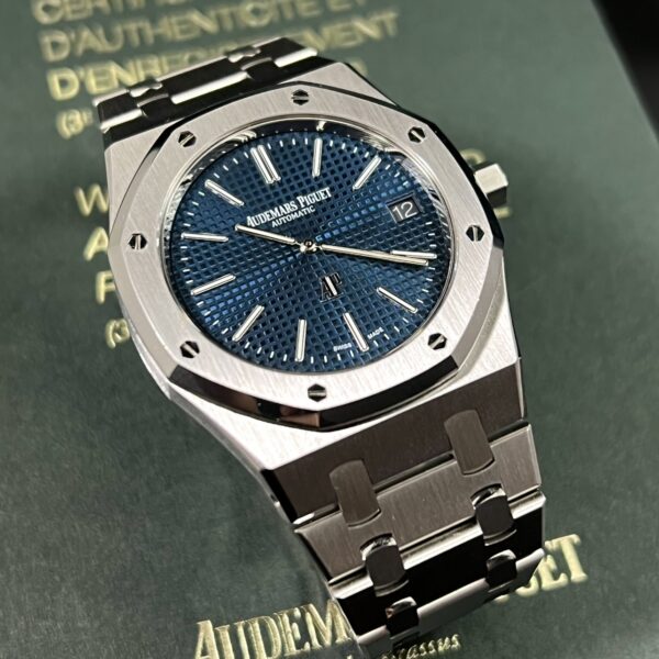 AUDEMARS PIGUET ROYAL OAK JUMBO ULTRA THIN REF. 15202ST BLUE DIAL FULL SET - Image 2