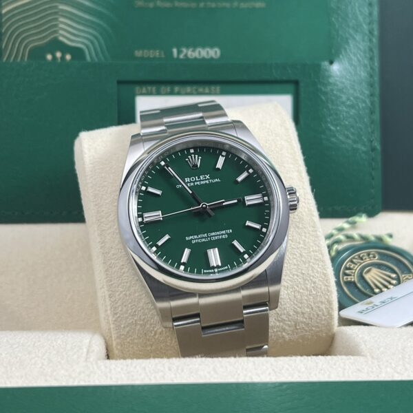 ROLEX OYSTER PERPETUAL 36 REF. 126000 GREEN DIAL BRAND NEW