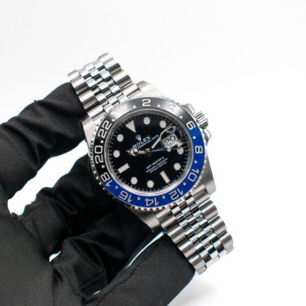 ROLEX GMT-MASTER II BATGIRL REF. 126710BLNR JUBILEE FULL SET - Image 2