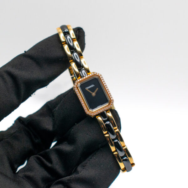CHANEL PREMIÈRE REF. H2436 DIAMONDS BEZEL BLACK CERAMIC/YELLOW GOLD 18K - Image 2