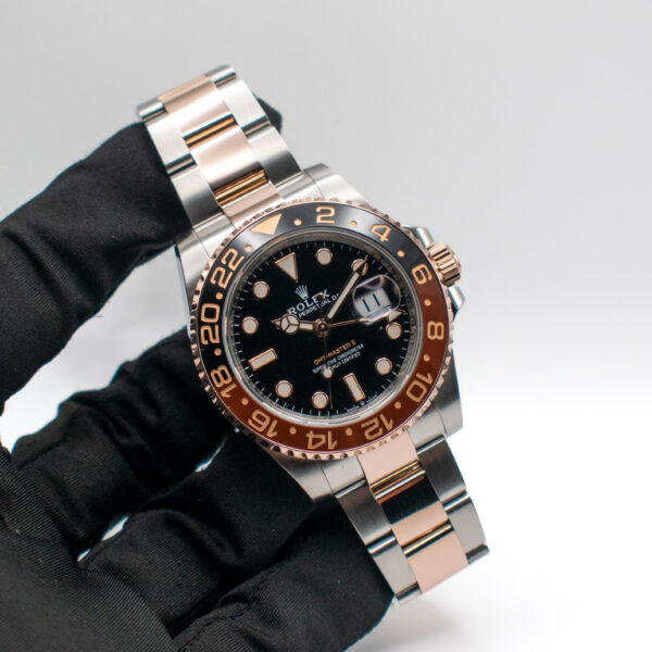ROLEX GMT-MASTER II REF. 126711CHNR ROOTBEER STEEL/ROSE GOLD FULL SET - Image 2
