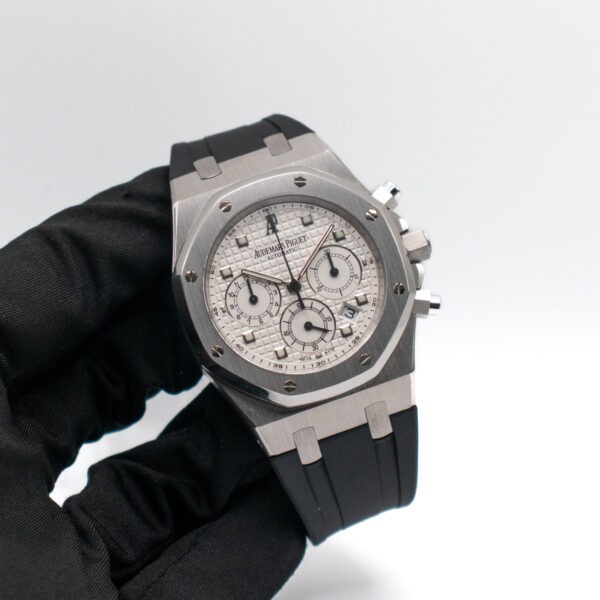 AUDEMARS PIGUET ROYAL OAK CHRONOGRAPH REF. 26022BC WHITE GOLD FULL SET - Image 2