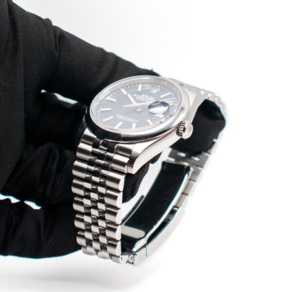 ROLEX DATEJUST 36 REF. 126200 JUBILEE MOTIF BLUE DIAL FULL SET - Image 4