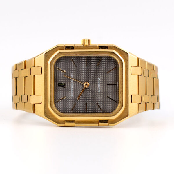 AUDEMARS PIGUET ROYAL OAK SQUARE REF. 6005BA YELLOW GOLD 18K QUARTZ