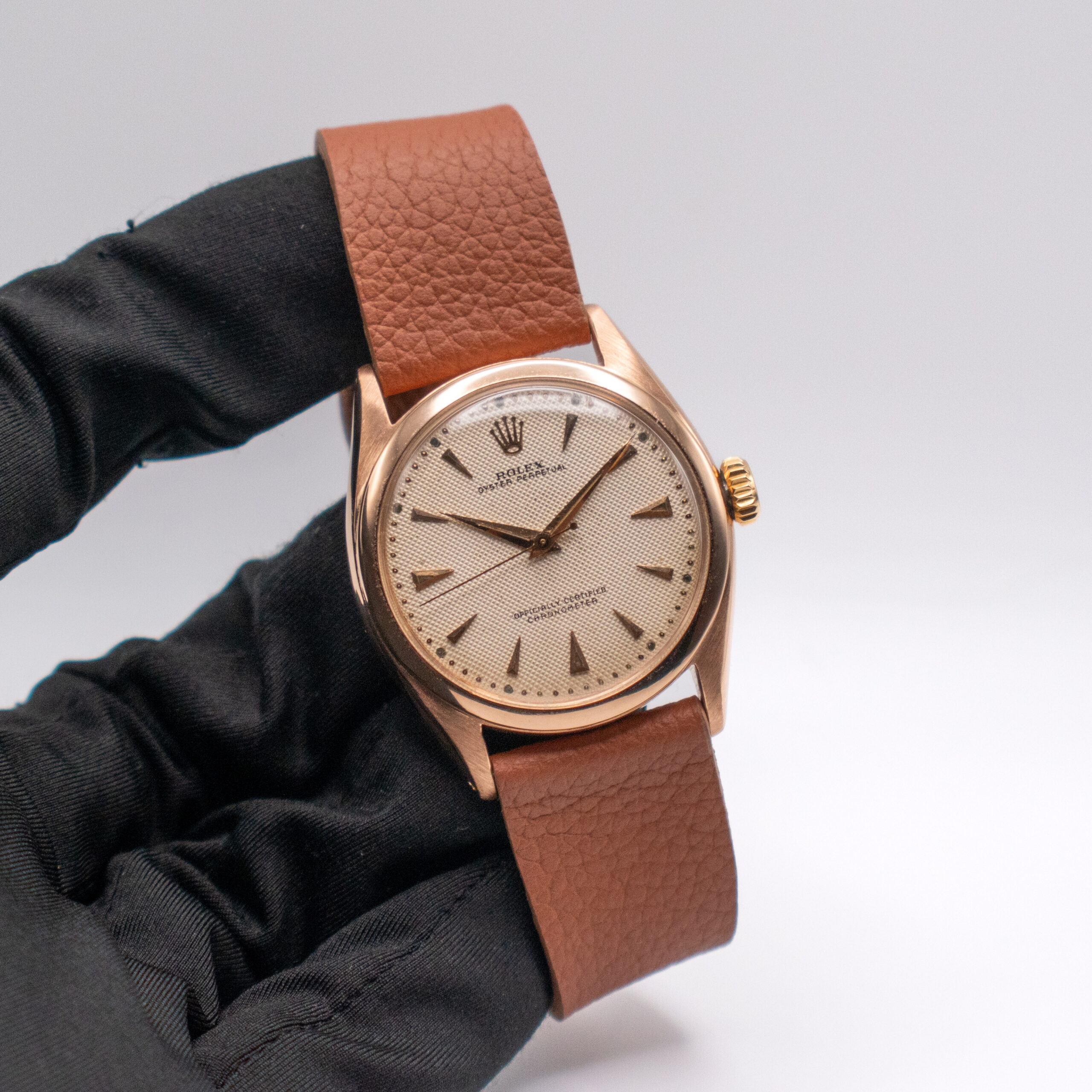 (VINTAGE) ROLEX OYSTER PERPETUAL 34 REF. 6084 "SEMI-BUBBLEBACK" ROSE GOLD - Image 2