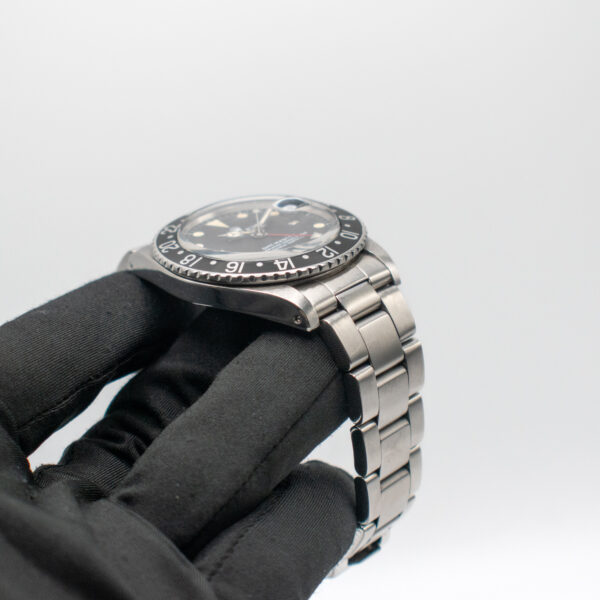 (VINTAGE) ROLEX GMT-MASTER REF. 1675 BLACK BEZEL OYSTER - Image 3