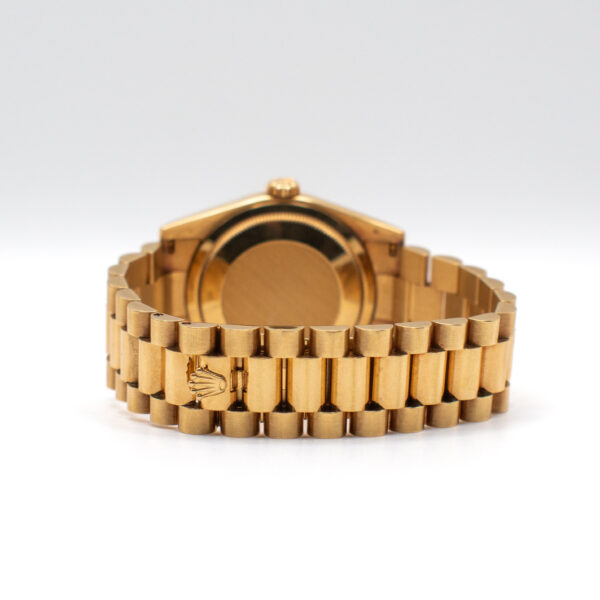 ROLEX DAY-DATE 36 PRESIDENT REF. 118238 MOP DIAL 18K YELLOW GOLD - Image 5