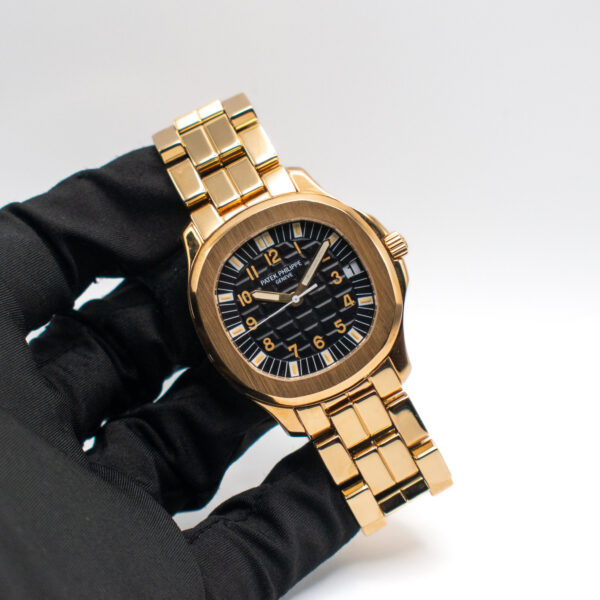 *RARE* PATEK PHILIPPE AQUANAUT REF. 5065/1J YELLOW GOLD FULL SET - Image 2