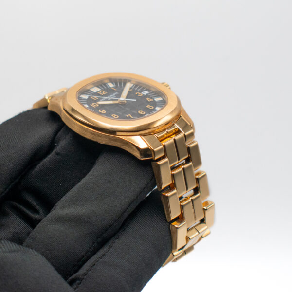 *RARE* PATEK PHILIPPE AQUANAUT REF. 5065/1J YELLOW GOLD FULL SET - Image 3