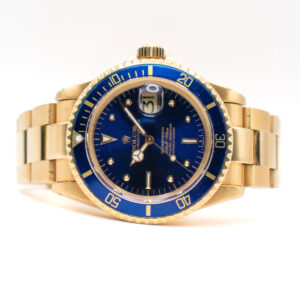 (VINTAGE) ROLEX SUBMARINER DATE REF. 1680 YELLOW GOLD NIPPLE DIAL FULL SET